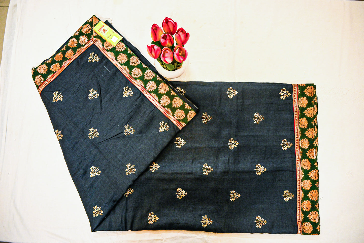 Pure raw Silk with Silk Mark Saree