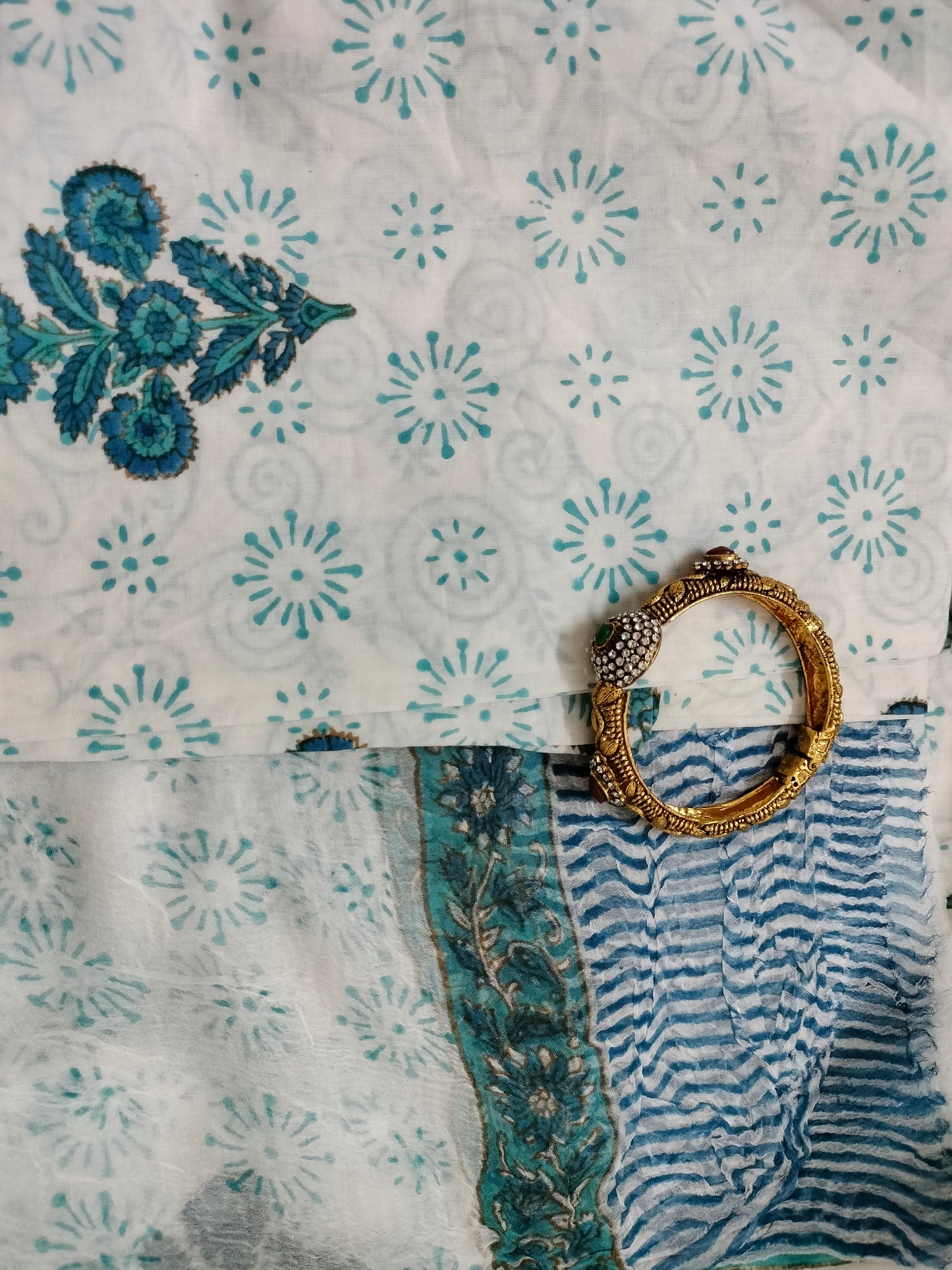 Pure Mul Cotton Suit with chiffon Dupatta