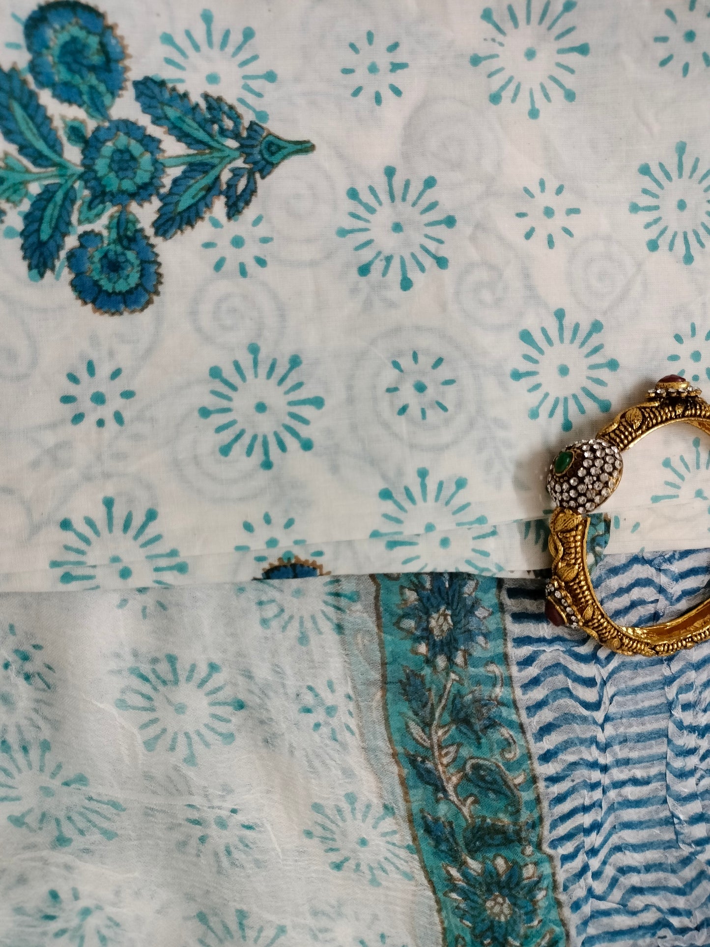 Pure Mul Cotton Suit with chiffon Dupatta