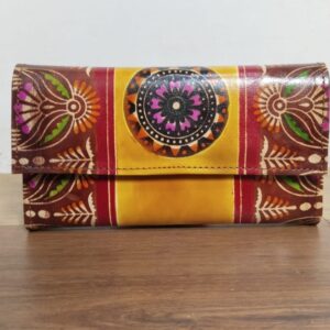 Stylish shantiniketan Genuine leather Batik Print Purse for Women