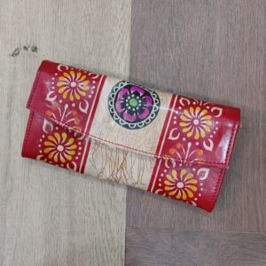 Stylish shantiniketan Genuine leather Batik Print Purse for Women